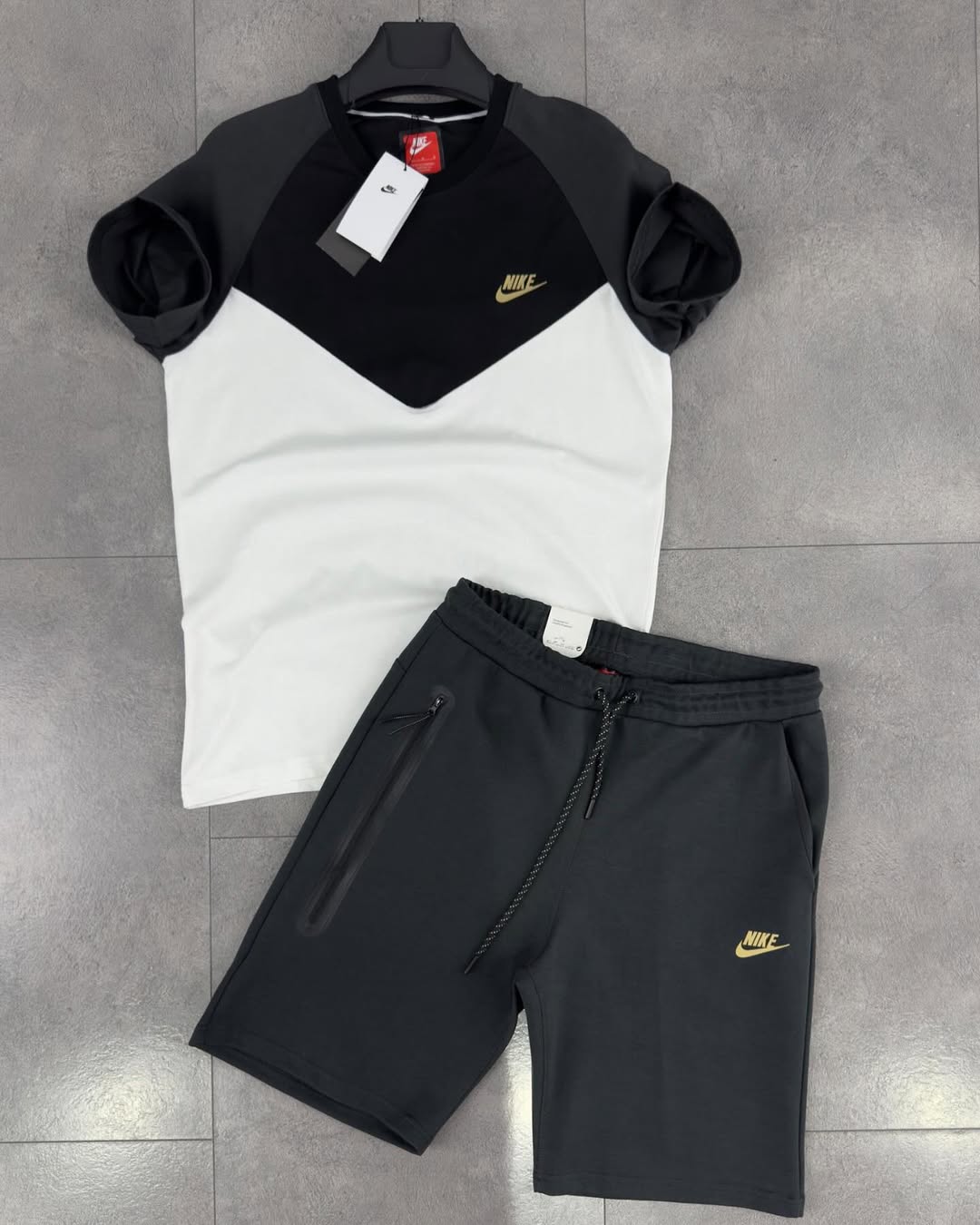 Nike T-Shirt & Short Set