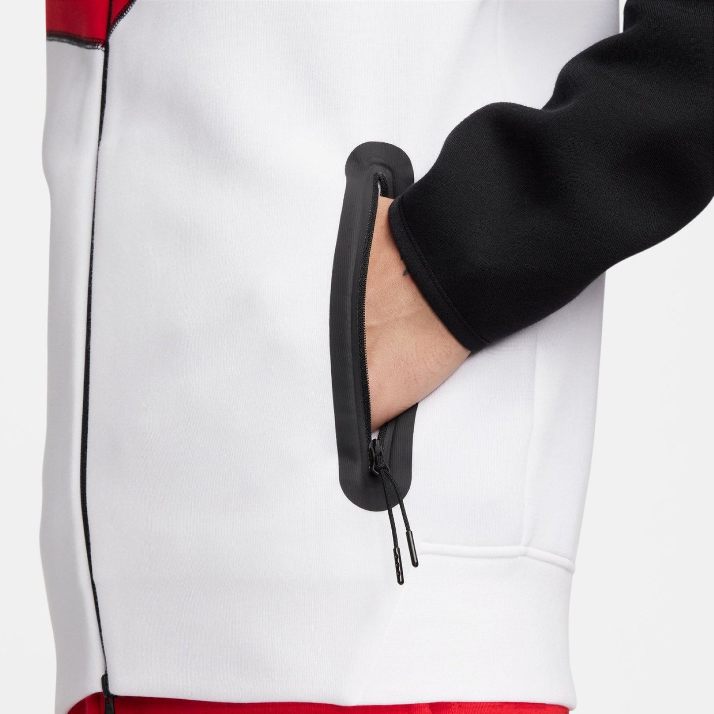 Nike Tech