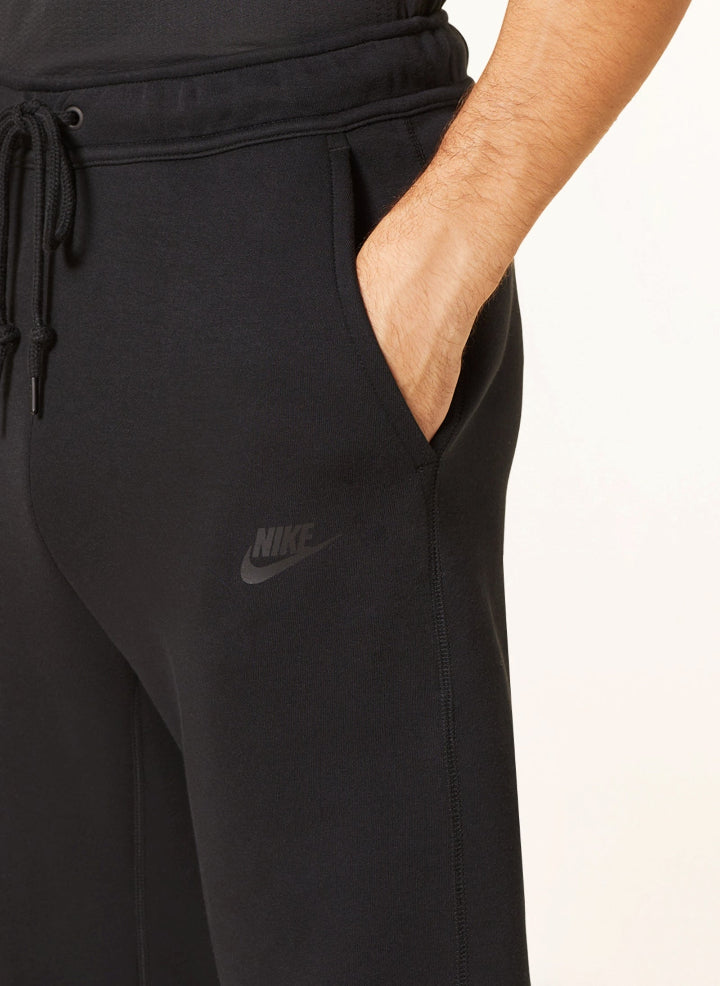 Nike Tech