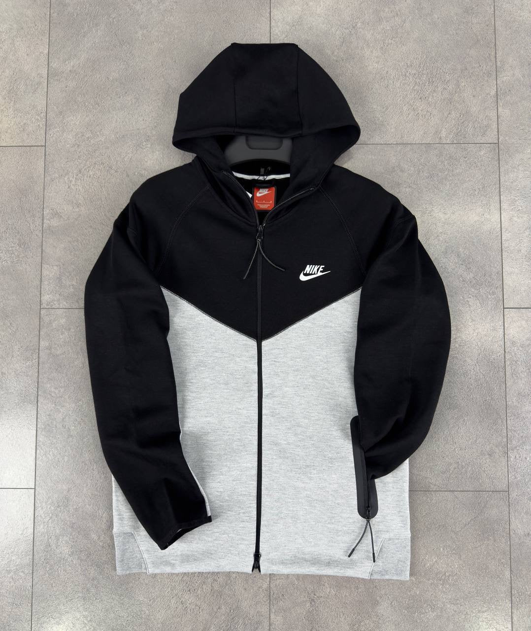 New Tech Fleece Black-grey-prvyit