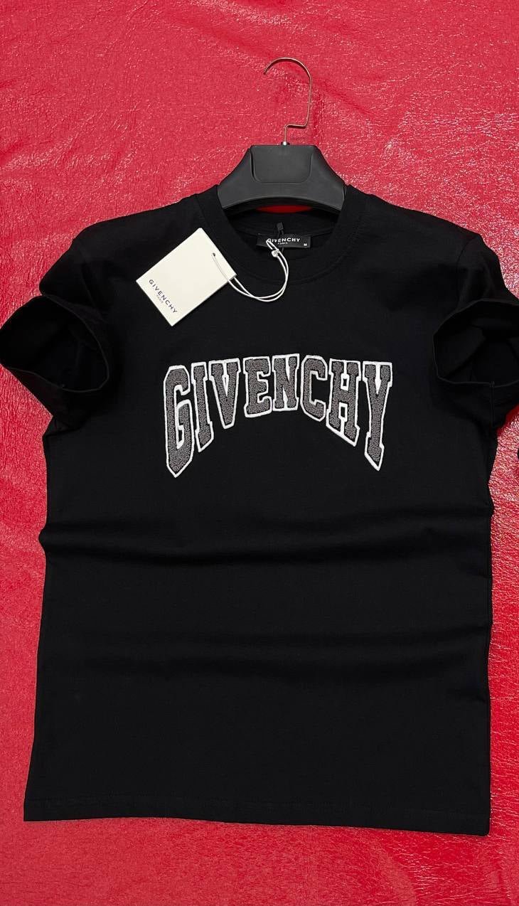 Givenchy Tshirt-prvyit