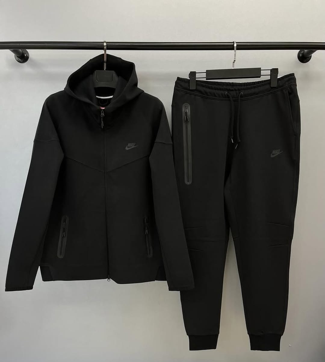 Nike Tech Fleece Black