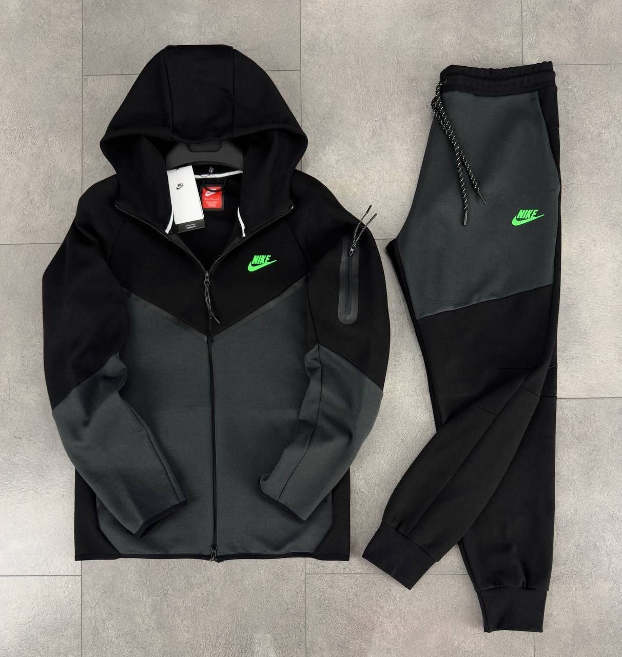 Nike.Tech-Fleece - prvyit