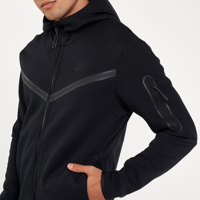Nike Tech Fleece Tracksuit UAE
