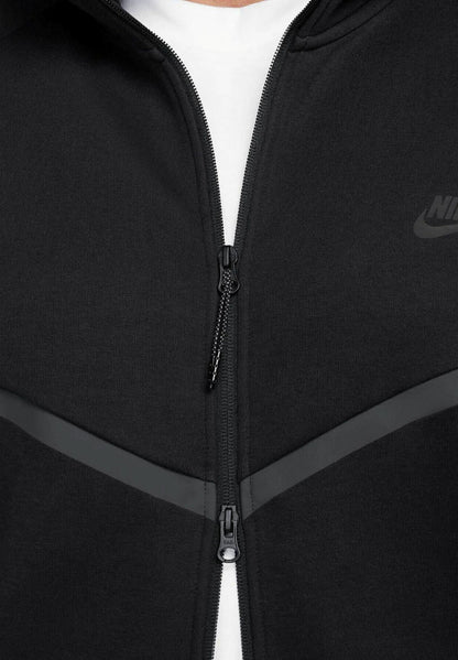 Nike Tech