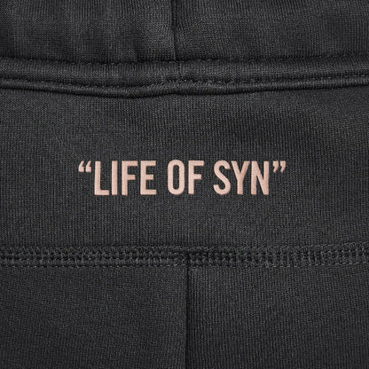 Syna Nike