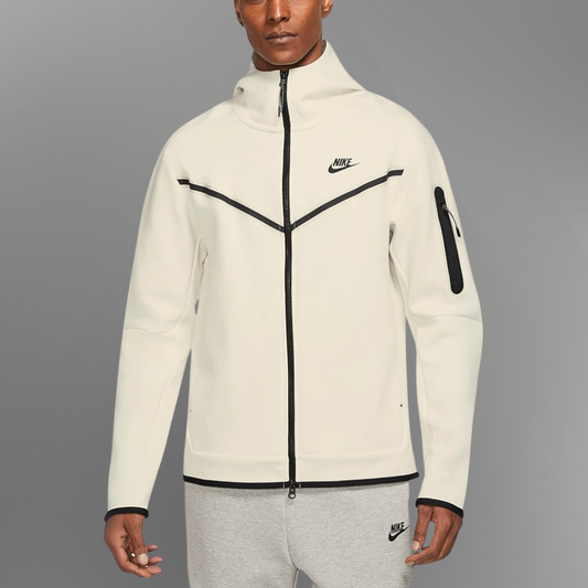 Nike Tech