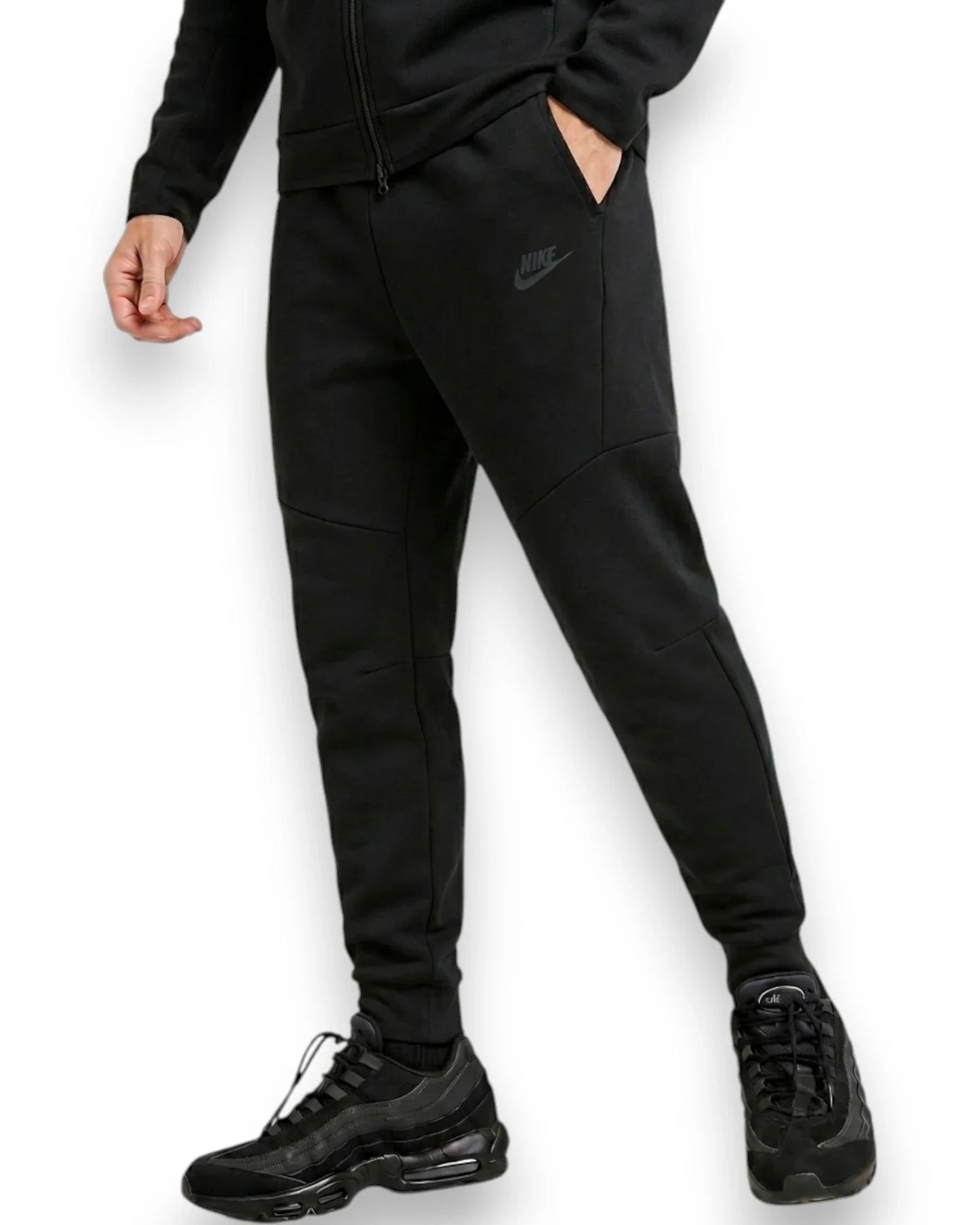 Nike Tech Fleece Jogger in Black front view