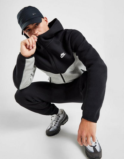 New Tech Fleece Black-grey-prvyit